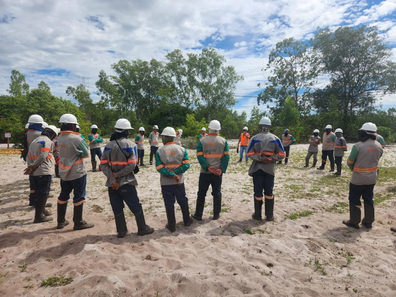 Equipe mobilizada para atividade de infraestrutura